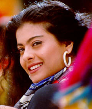 kajol17.jpg (82056 bytes)