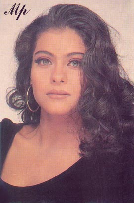 kajol37.jpg (27298 bytes)