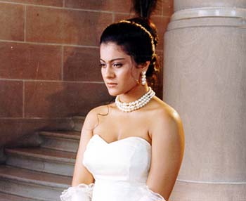 kajol40.JPG (12965 bytes)